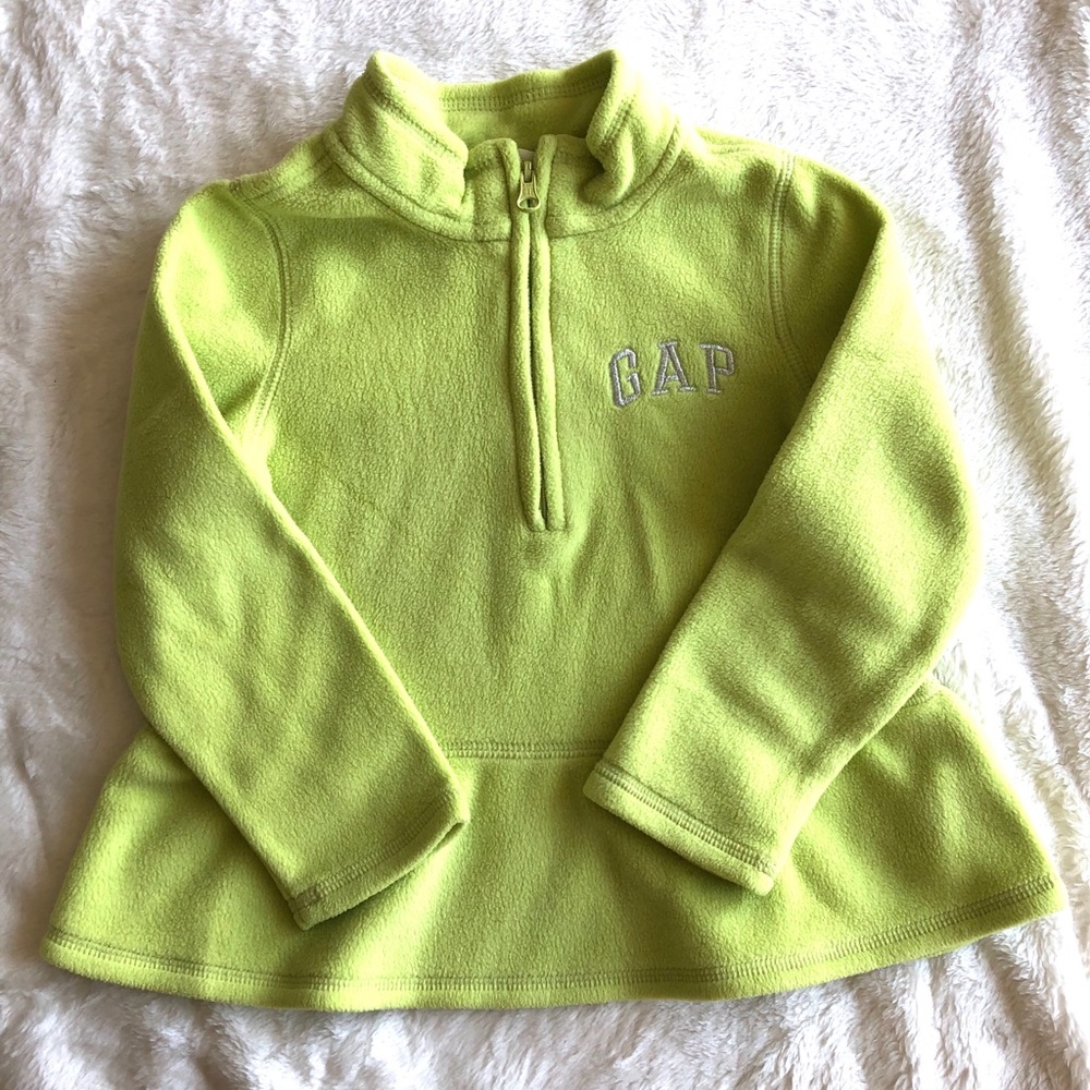Gap sweater size 4